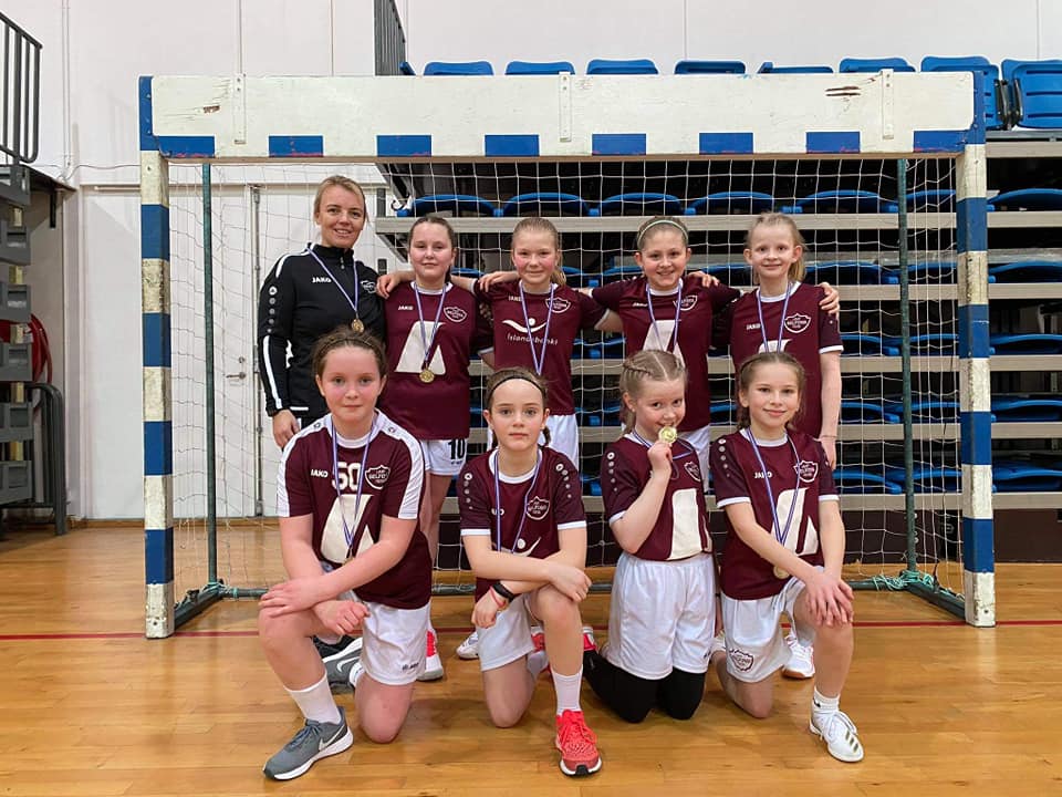 Handbolti - 6. kvenna yngra ár