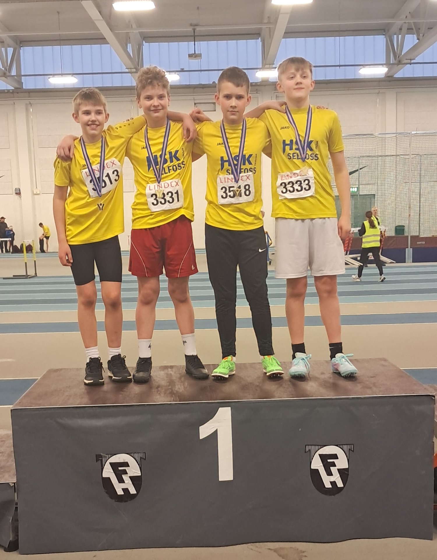 Íslandsmeistarar í 4x200m boðhlaupi.  Frá vinstri Andri Fannar, Aron Logi, Kristján Karl og Sæþór Elvar